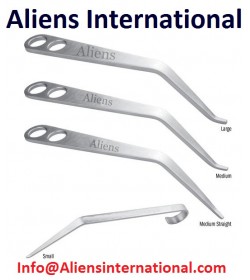 45° Knee Retractors